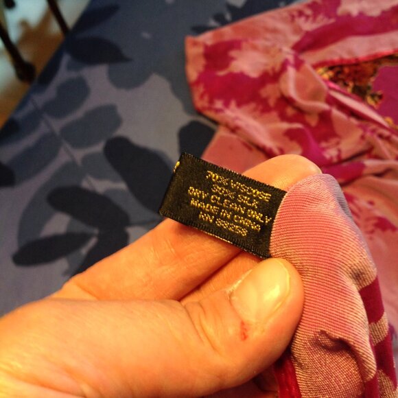 Aris A Silk Velvet Pink Floral Tassel Edge Shawl Wrap Scarf - Picture 11 of 11